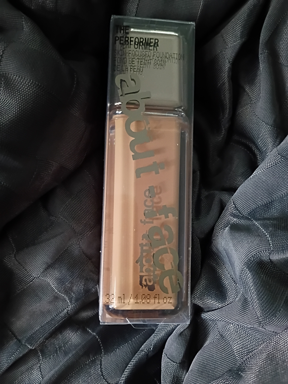 about-face THE PERFORMER Liquid Foundation M2 Neutral